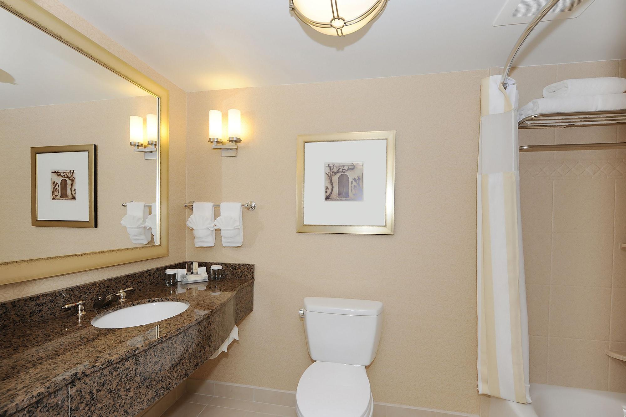 Hilton Garden Inn Columbia/Northeast Εξωτερικό φωτογραφία